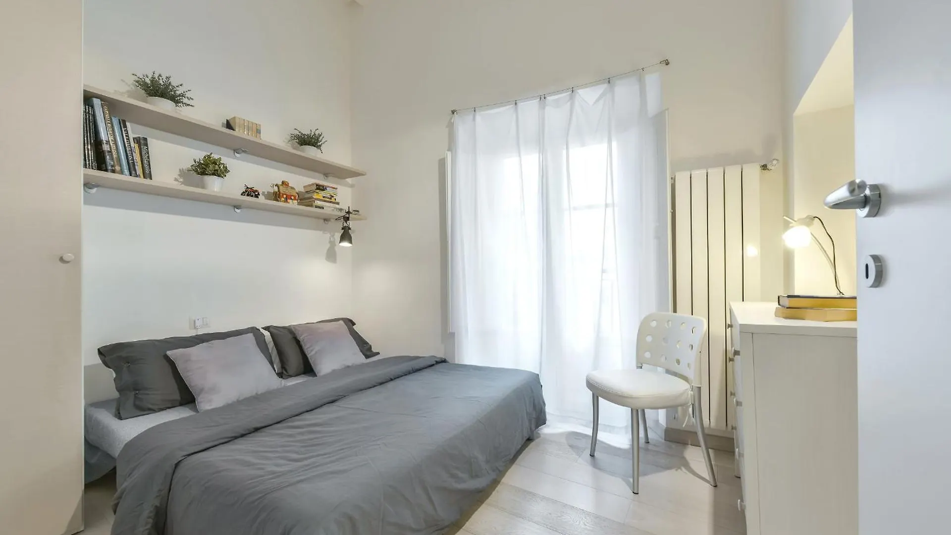 Minerva Arno River Florence Apartment