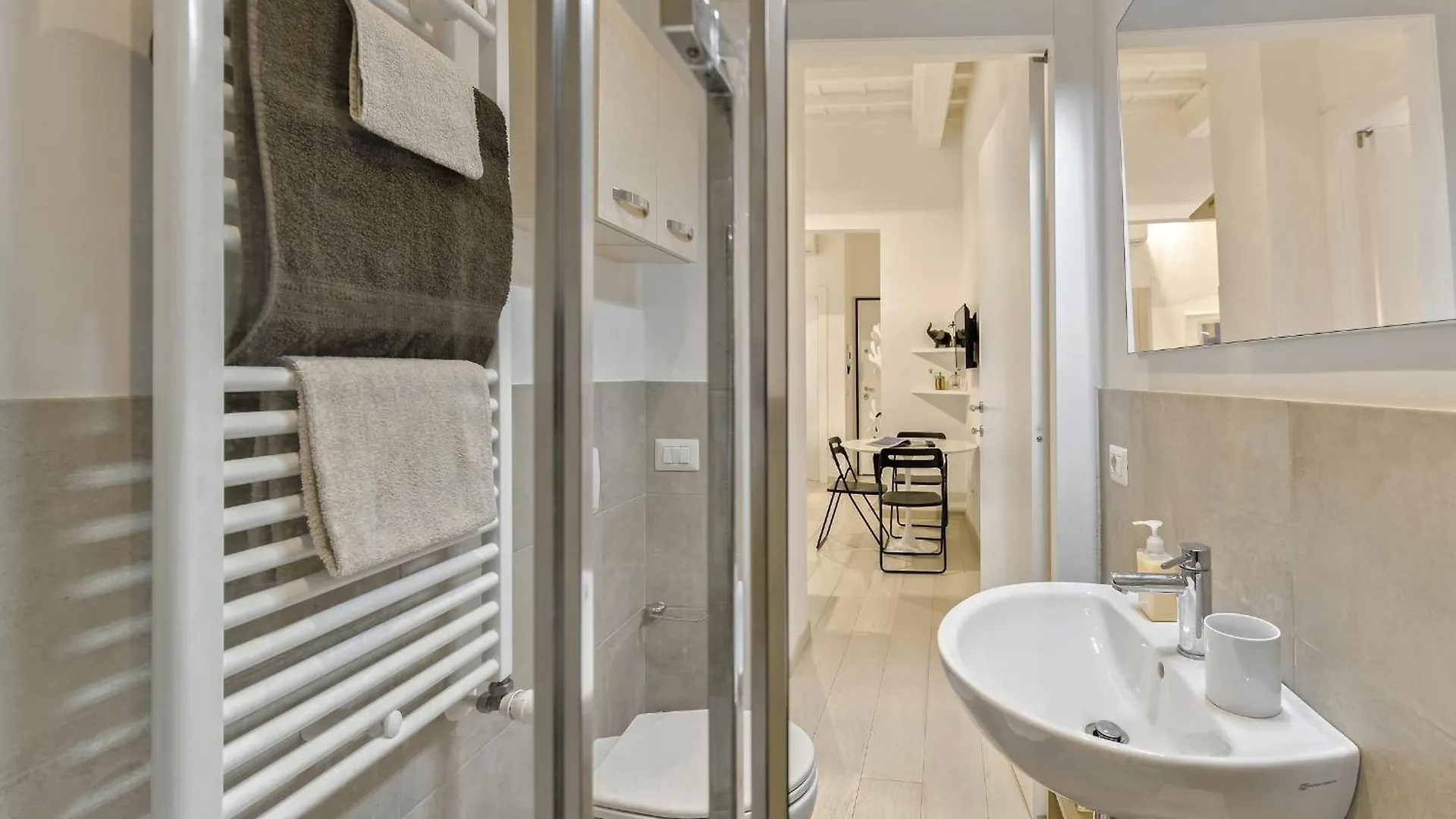 Minerva Arno River Florence Apartment